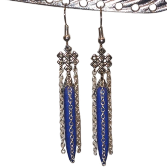 Handmade Silver Plated Celtic Knot Chains & Howlite Dagger Bead Dangle Earrings - Picture 5 of 5